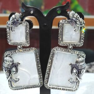 Acrylic Earring Square_Elephant