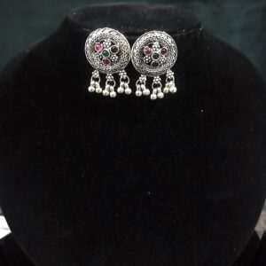 Classic Oxidised Chokar with Stunning Red Stones_Earring