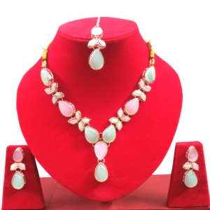 Dazzling Delight Contemporary Fancy Kundan Necklace